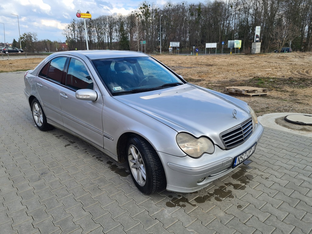 MercedesKlasa C Mercedes W203 C270 Avantgarde