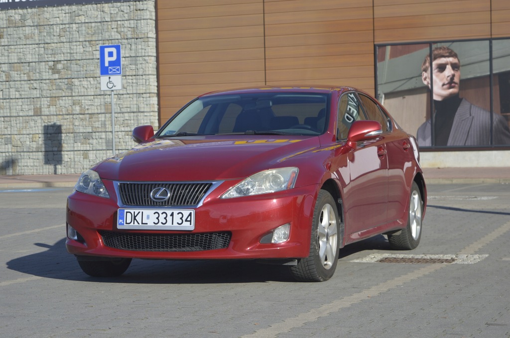 LEXUS IS II 220d 177 KM LIFT Przebieg115tys