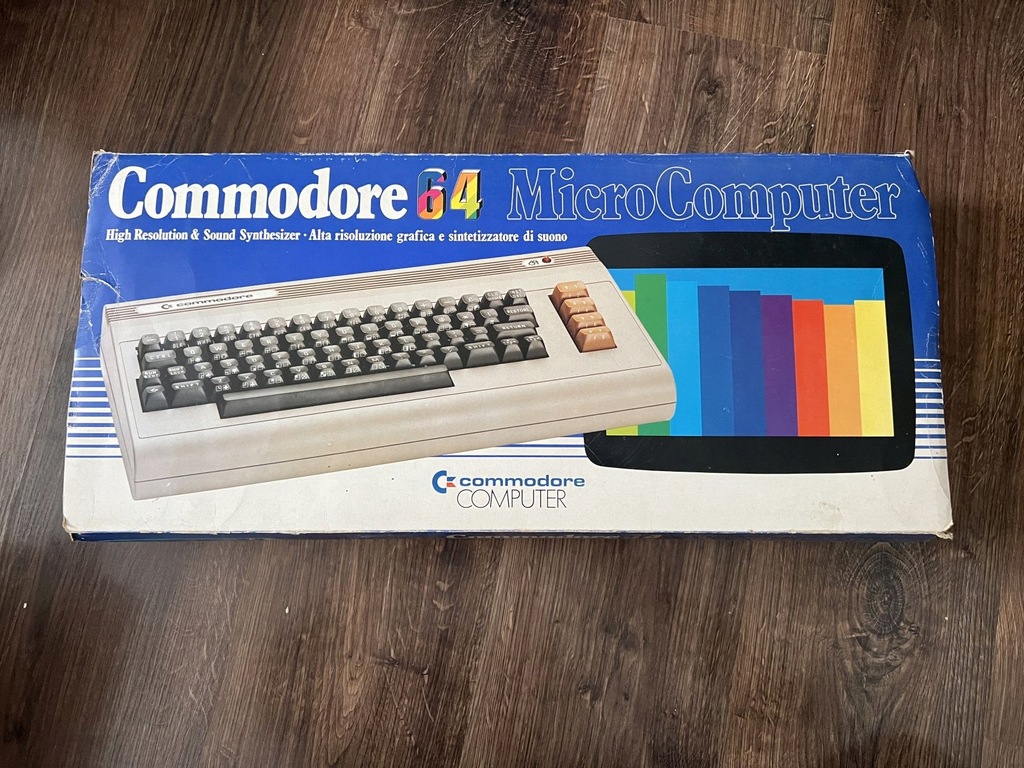 Komputer Commodore 64 BREAD BIN, BOCHENEK - BOX