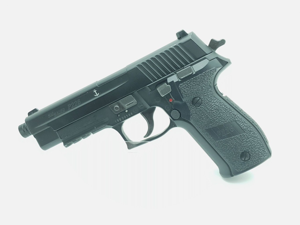 Wiatrówka Sig Sauer P226 4,5mm - Czarna / Kabura