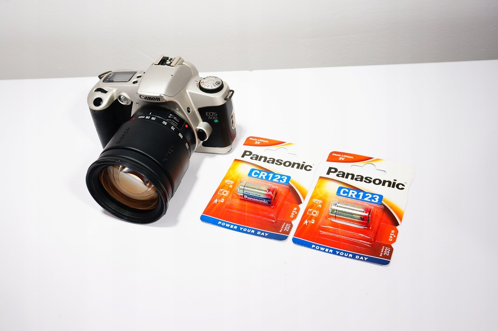Analogowy Aparat Canon EOS 500N + Obiektyw
