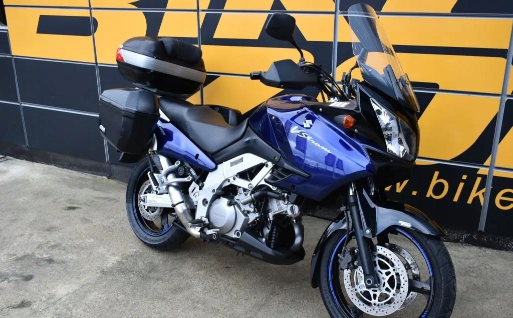 3478 - 2 Candele D'accensione NGK CR8EK Per SUZUKI SV 1000 Dal 2003