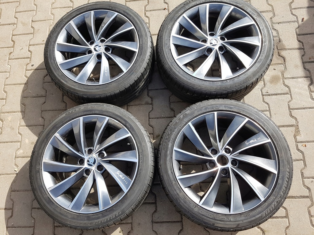 SKODA SUPERB III 3V5 koła felgi opony 18 235/45R18
