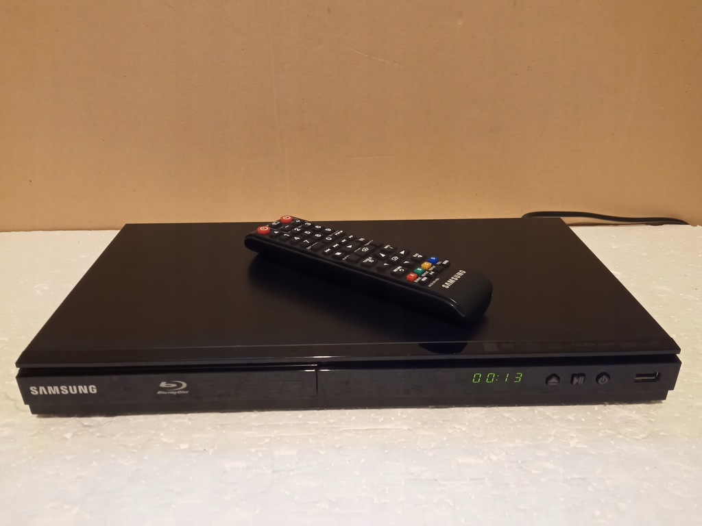 SAMSUNG BD-E5300 (nie odczytuje płyt Blue-Ray