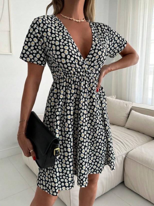SHEIN SUKIENKA PRZED KOLANO CZARNA W KWIATKI S 530