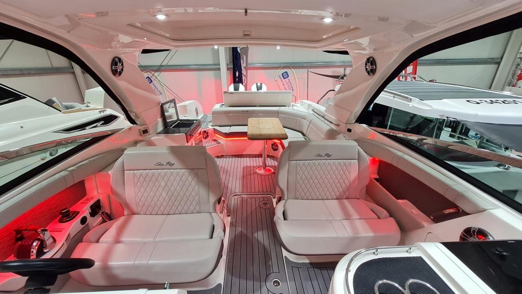 Купить SEA RAY 350SLX 2X 450КМ ДЕМО ПОЛНАЯ ВЕРСИЯ: отзывы, фото, характеристики в интерне-магазине Aredi.ru