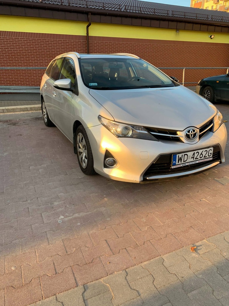 Toyota Auris Kombi 2013 8814864327 Oficjalne Archiwum Allegro