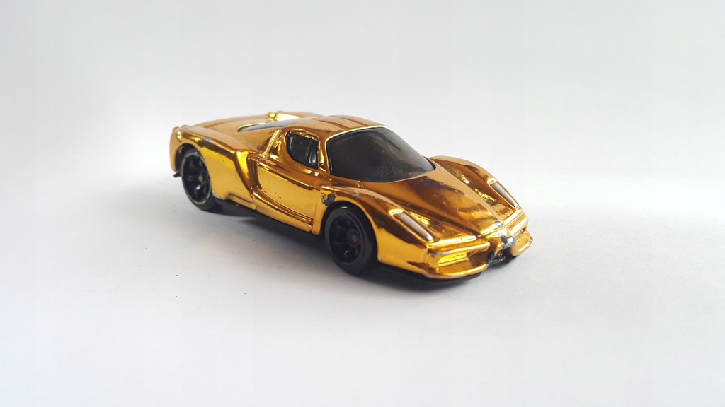 HOT WHEELS FERRARI ENZO RACER 9/24 GOLD 2007 - 9419220847