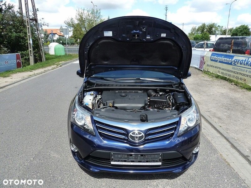 Toyota Avensis *NAVI PO POLSKU+DVD+KAMERA COFANIA