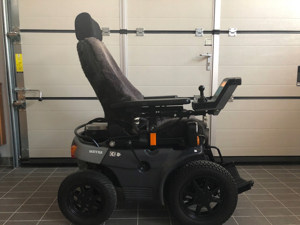 Wózek inwalidzki elektryczny MEYRA OPTIMUS