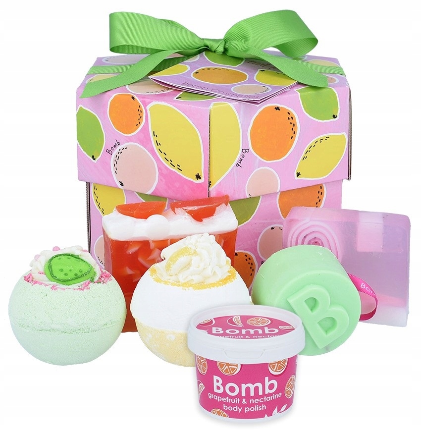 Bomb Cosmetics Fruit Basket Handmade Gift Box z P1