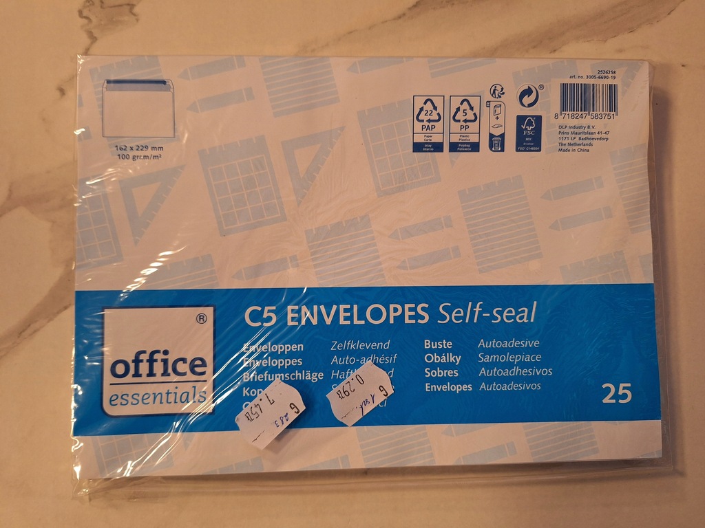 Koperty bez okienka Office Essentials C5 białe 25 sztuk