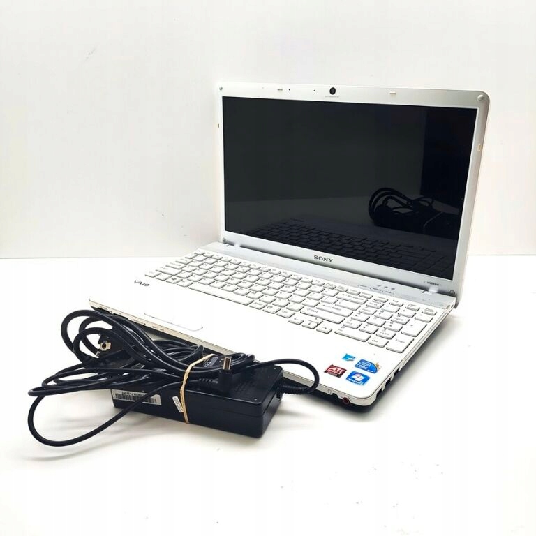 LAPTOP SONY VAIO PCG-71211M