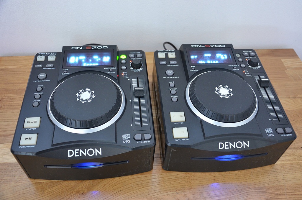 Odtwarzacz DJ Denon DN-S700 MP3