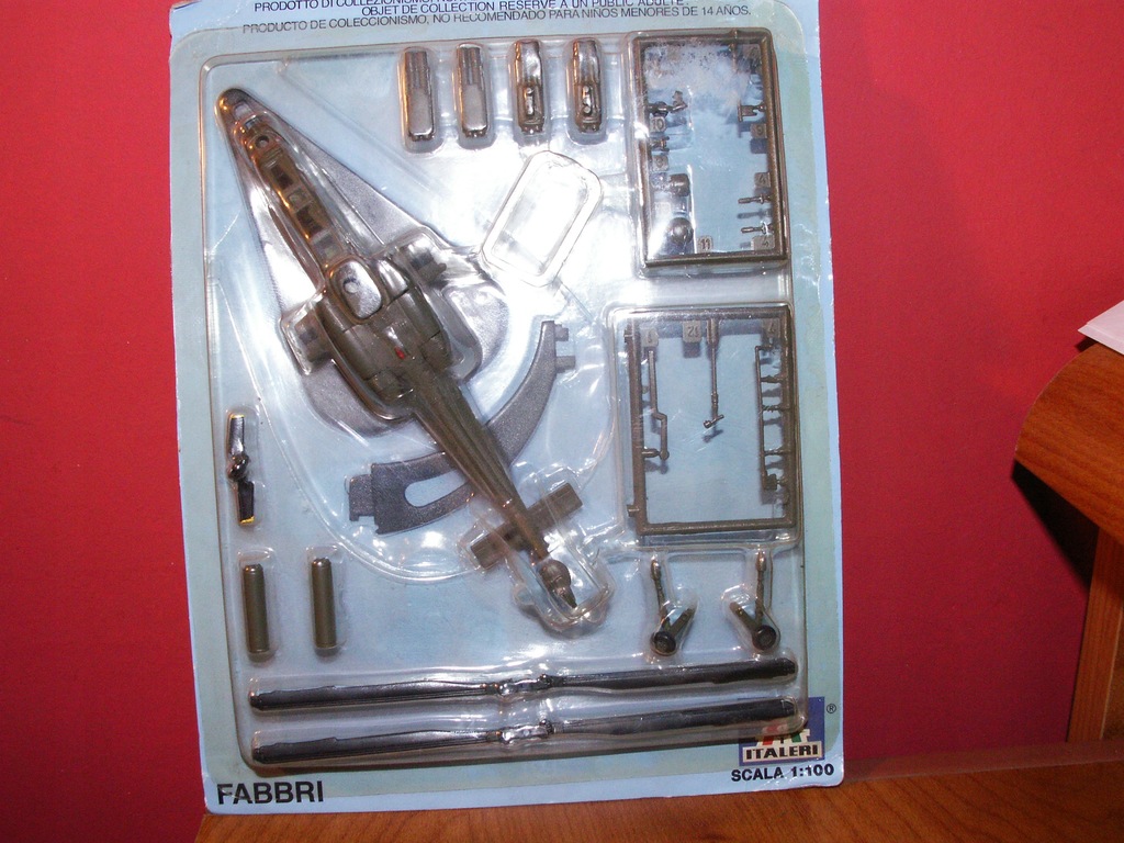 Italeri - HELICOPTER A129 MANGUSTA 1/100 + katalog