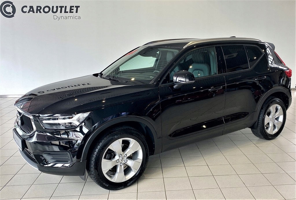 Volvo XC 40 Mommentum, D4 AWD, automat,