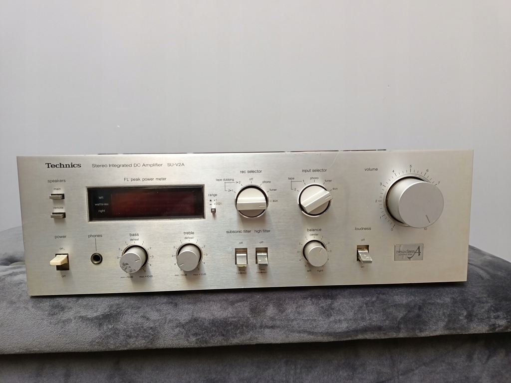 WZMACNIACZ TECHNICS SU-V2A VINTAGE