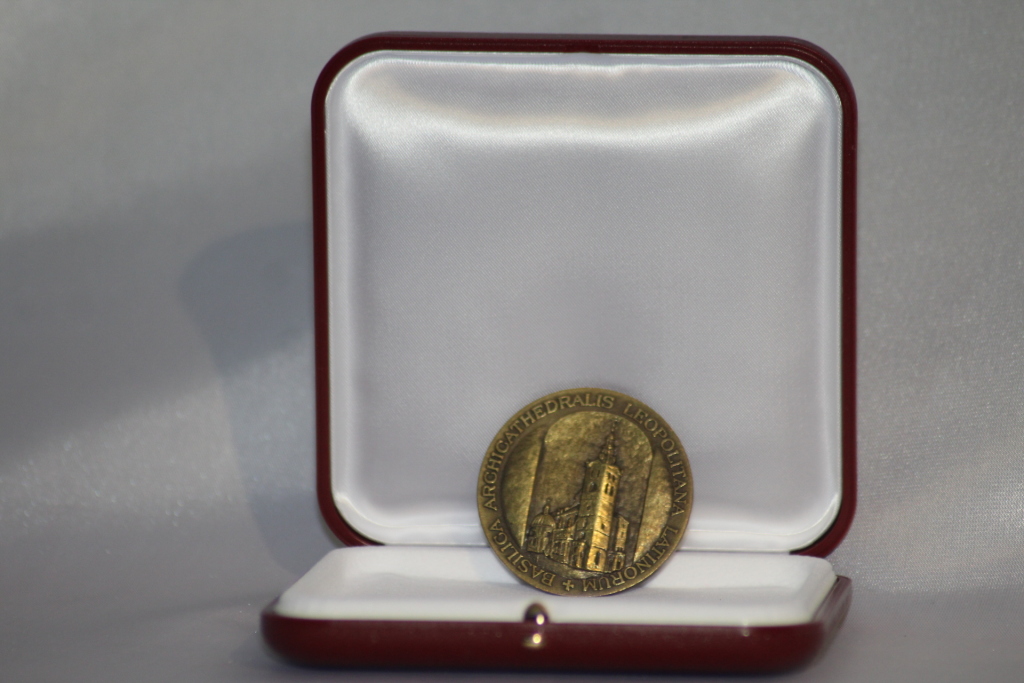Medal upamiętniający Ingres Abp. M. Mokrzyckiego