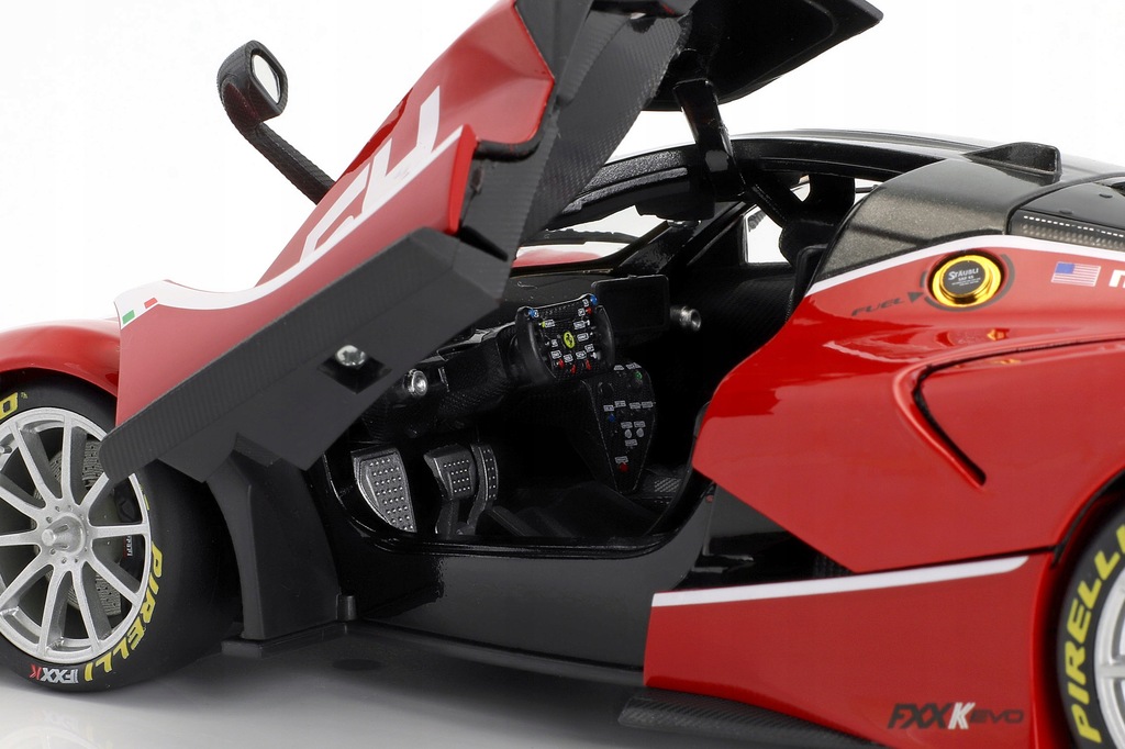 Ferrari FXX-K Evoluzione #54 Bburago 1:18 16908 - 8955076065
