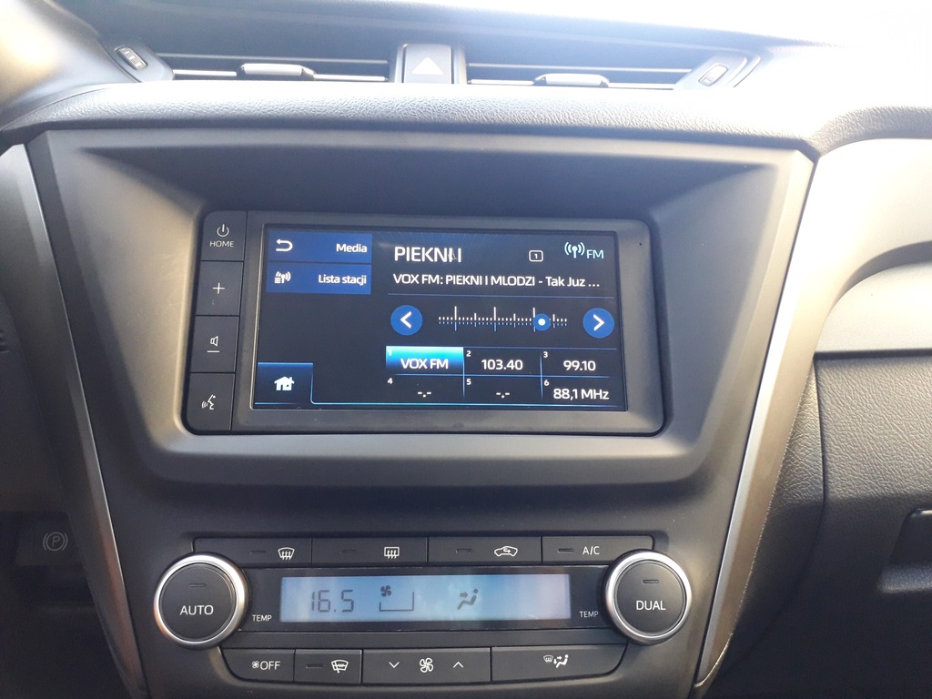 Toyota Avensis t29 radio CAR PLAY ANDROID AUTO