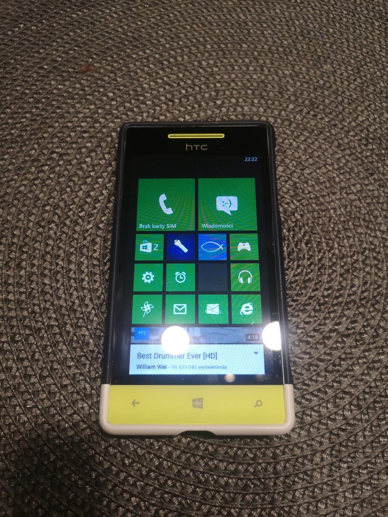 smartfon htc 8s