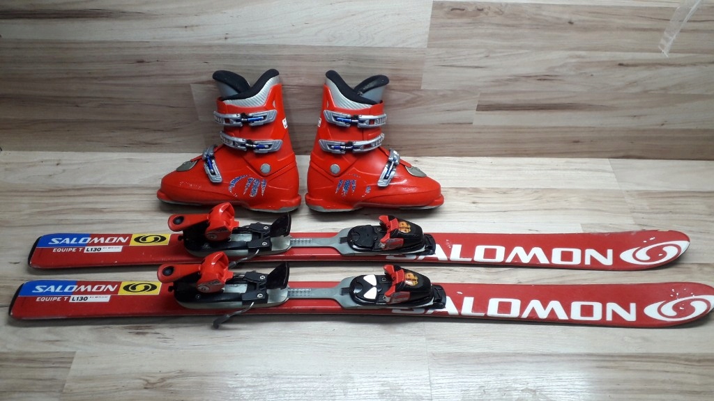 Komplet 130 cm SALOMON Buty TECNICA 24.5 kijki