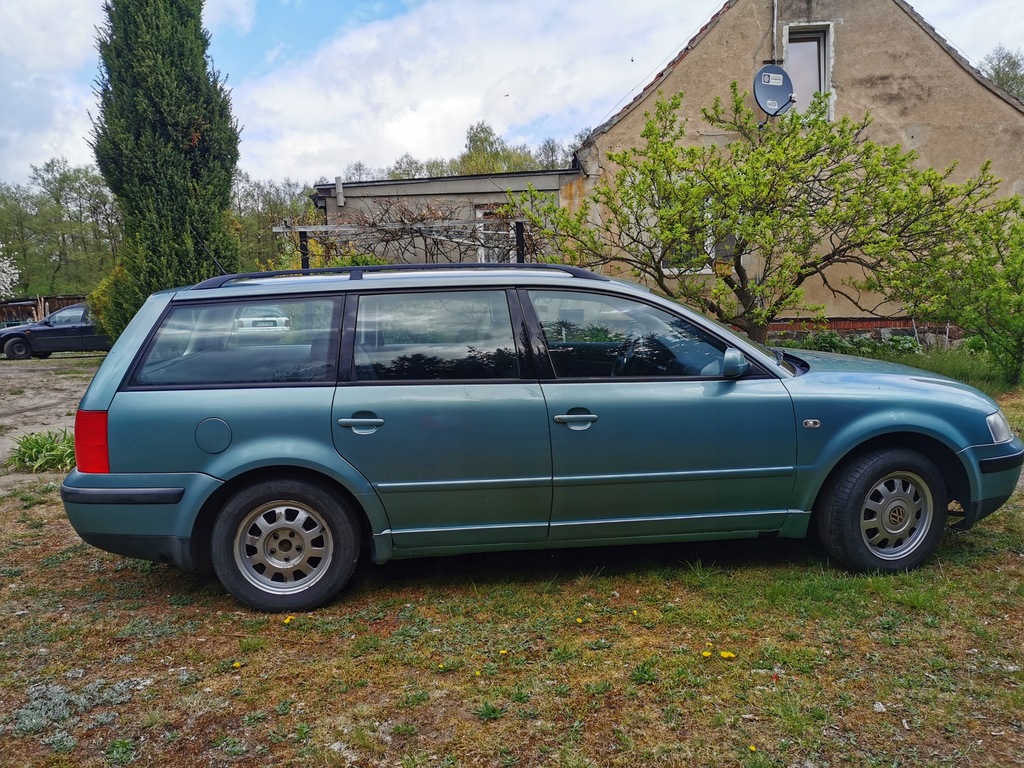 SPRZEDAM VW PASSAT B5 1.6 B+LPG