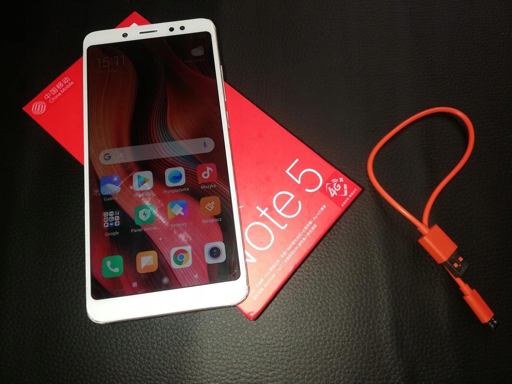 Xiaomi Redmi Note 5 4 GB / 64 GB