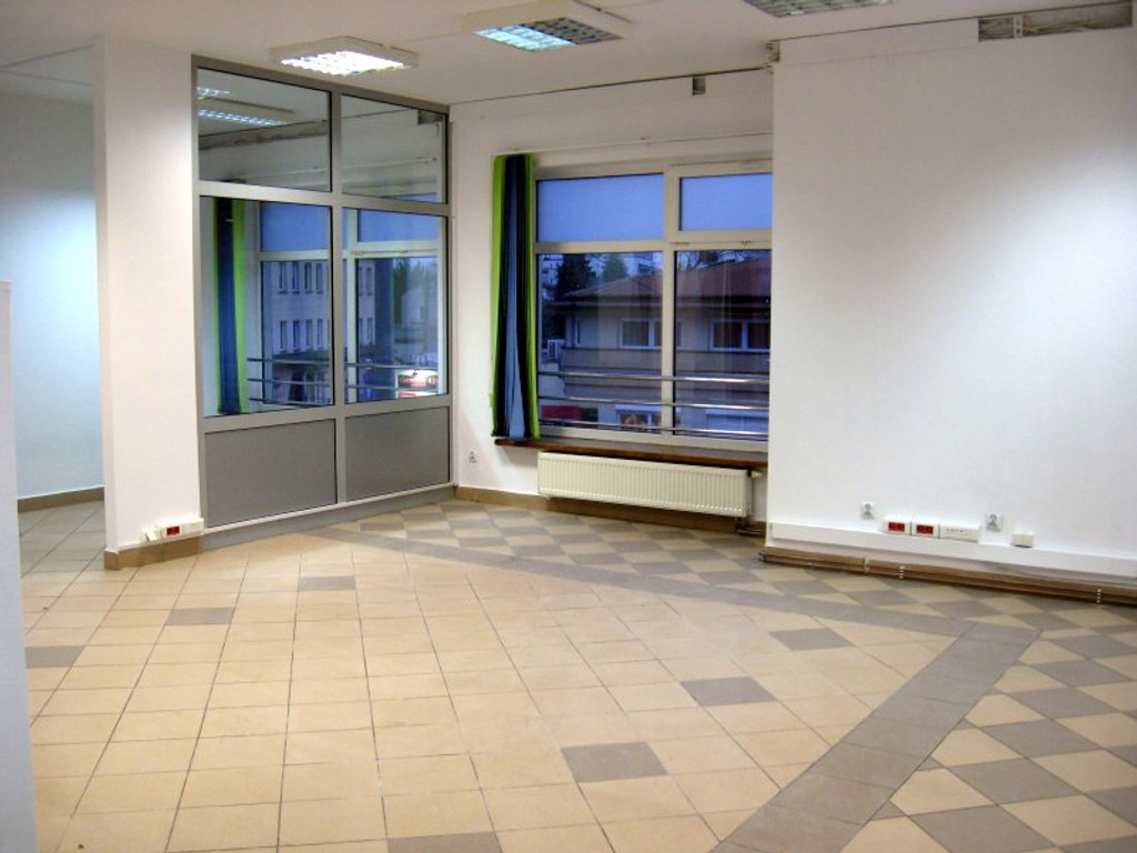 Biurowiec, Ząbki, Wołomiński (pow.), 160 m²