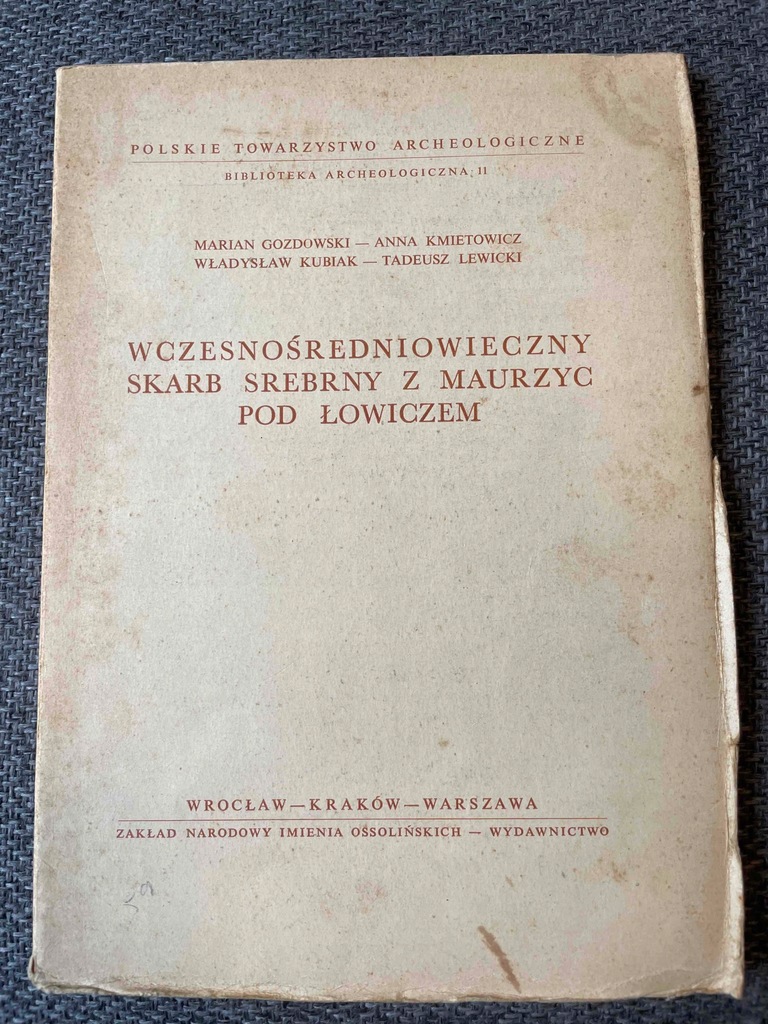 Średniowieczny skarb srebrny z Maurzyc p. Łowiczem