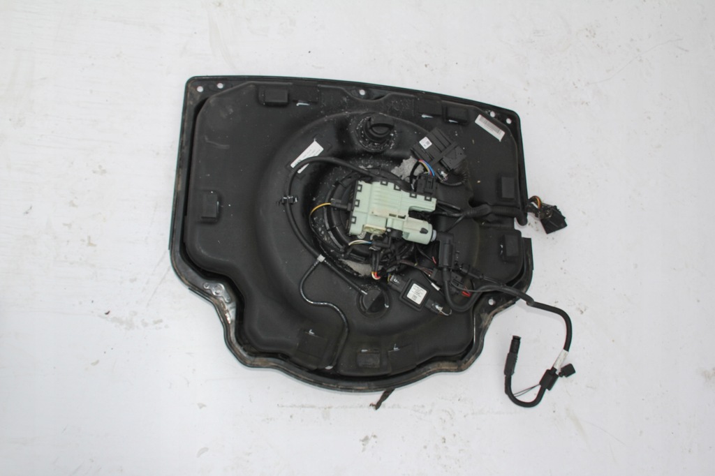 PORSCHE CAYENNE 7P5 VW TOUAREG ZBIORNIK ADBLUE 7774611201 oficjalne