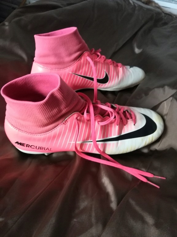 Nike SKARPETA 43 merkury Korki różowe