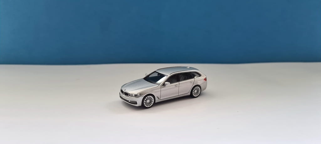 Herpa 430708-002 BMW 5er Touring,