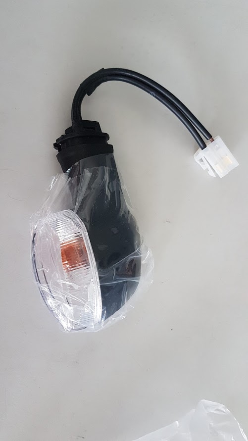 Kierunkowskazy oryginał Yamaha R1 FZ1 R6 TDM