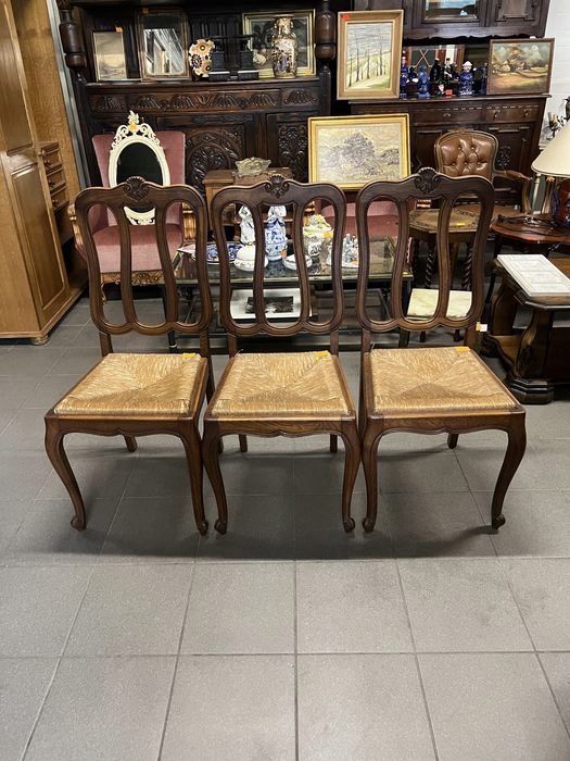 Krzesła ludwikowskie/3 szt