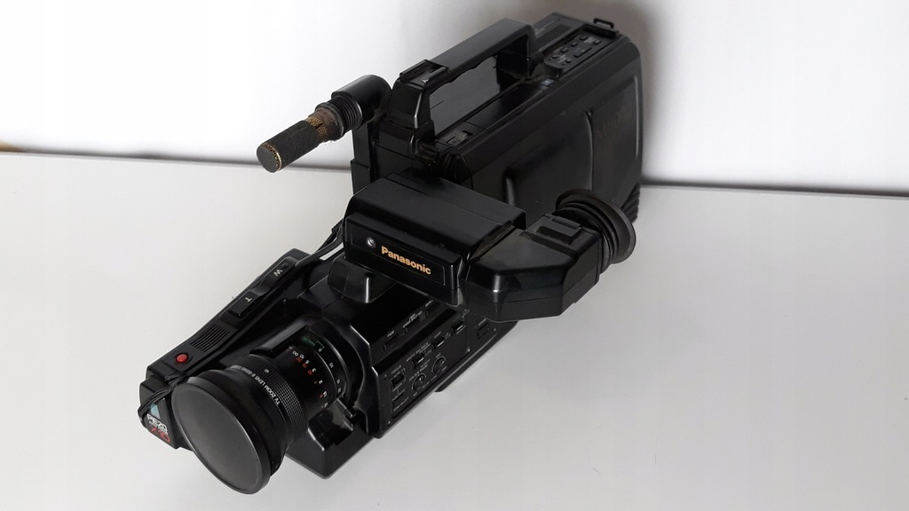 Kamera VHS Panasonic NV-M8000EN Ob. 8-80mm 1:15