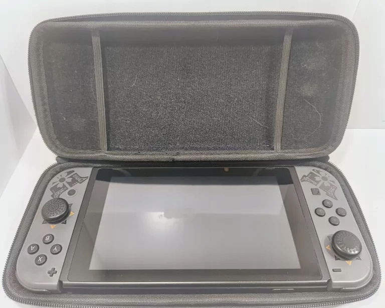 KONSOLA NINTENDO SWITCH MH EDITION + POKRIOWIEC