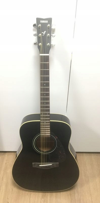 GITARA AKUSTYCZNA YAMAHA F370 + POKROWIEC