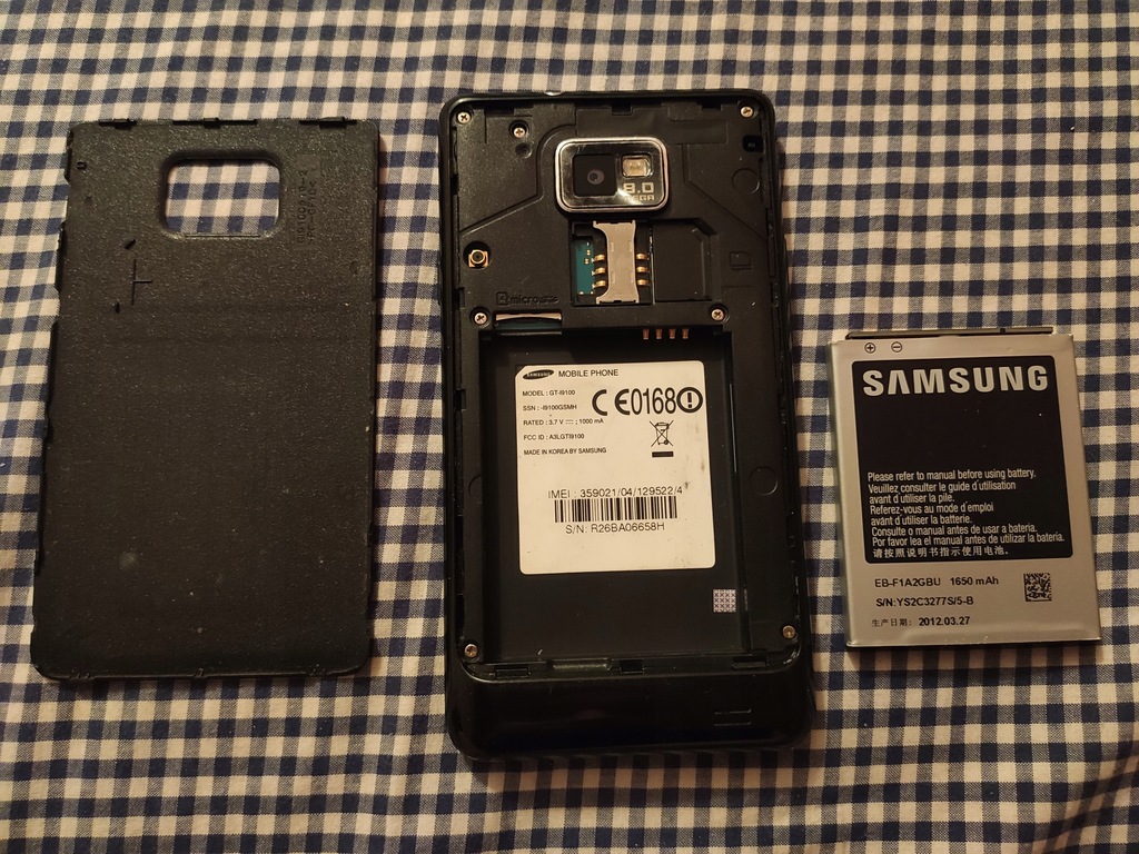 Купить Samsung Galaxy S2 GT-I9100 16 ГБ черный: отзывы, фото и ...