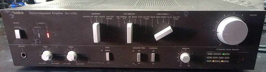 Wzmacniacz TECHNICS SU-V303