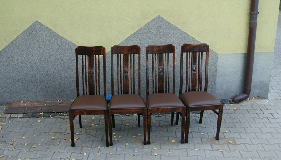 Komplet Czterech Krzeseł Secesyjnych po renowacji
