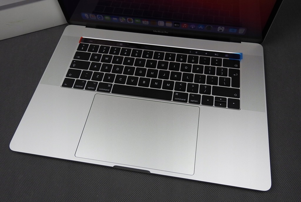 Купить MacBook Pro 15 Retina i7 16 256 Pro450 2016 GW FV: отзывы, фото, характеристики в интерне-магазине Aredi.ru