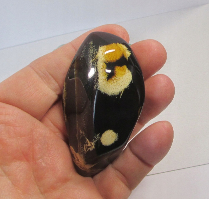 Bursztyn poler Sumatra 32 gr - zobacz
