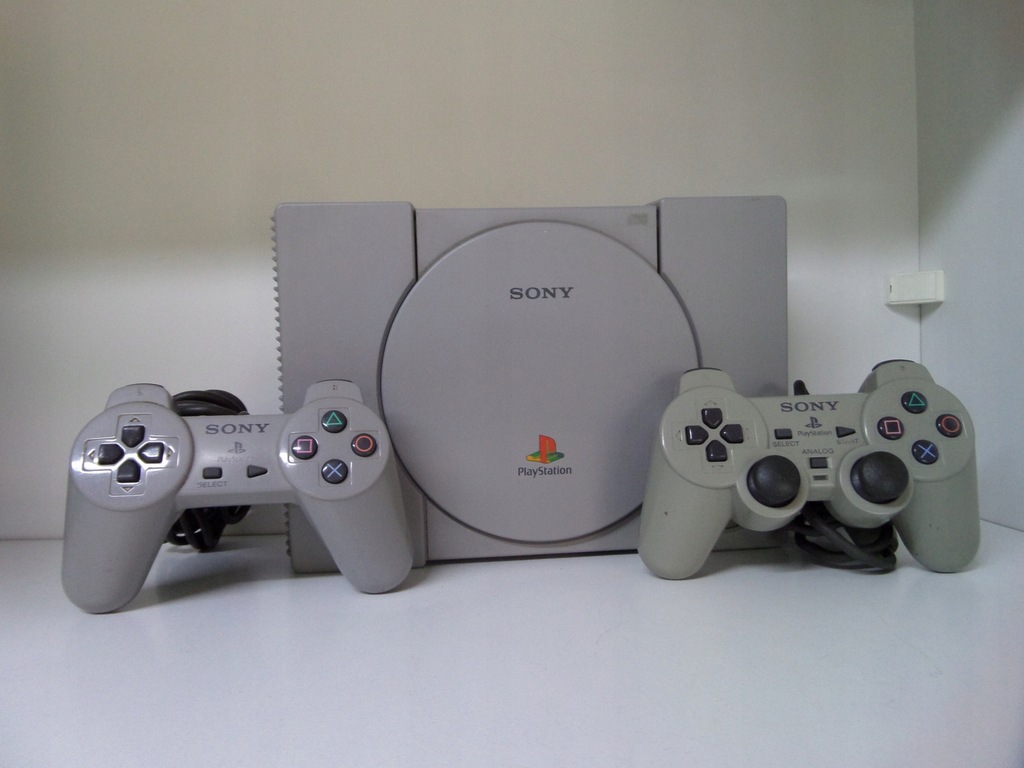 Konsola Sony Playstation 1 SCPH-7502