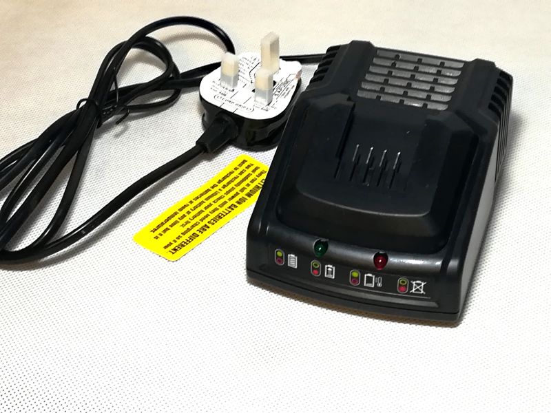 ERBAUER ADOWARKA 18V ERB607CHR 14 4V 20V Li ion 7319745776 oficjalne archiwum Allegro