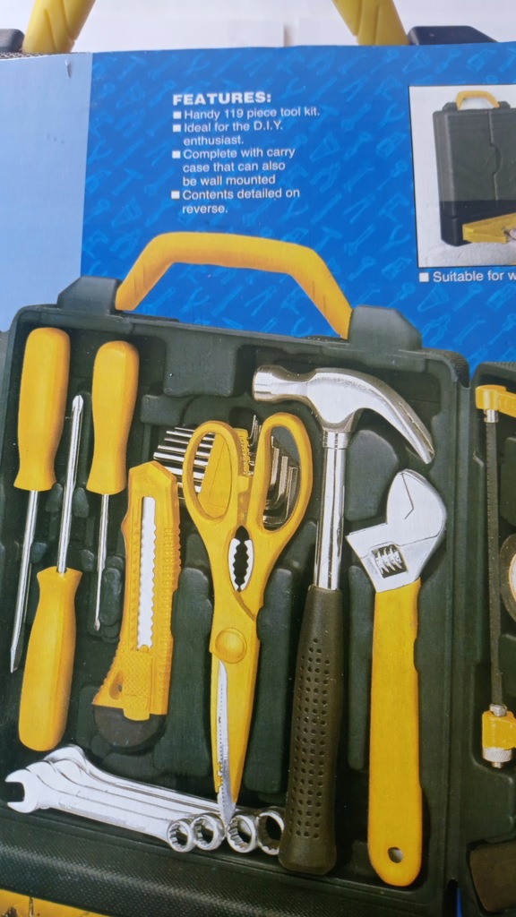 kpl.narzędziowy 119 częśći Toya