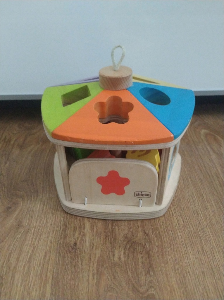 CHICCO Drewniany Sorter Domek z Klockami 18m+