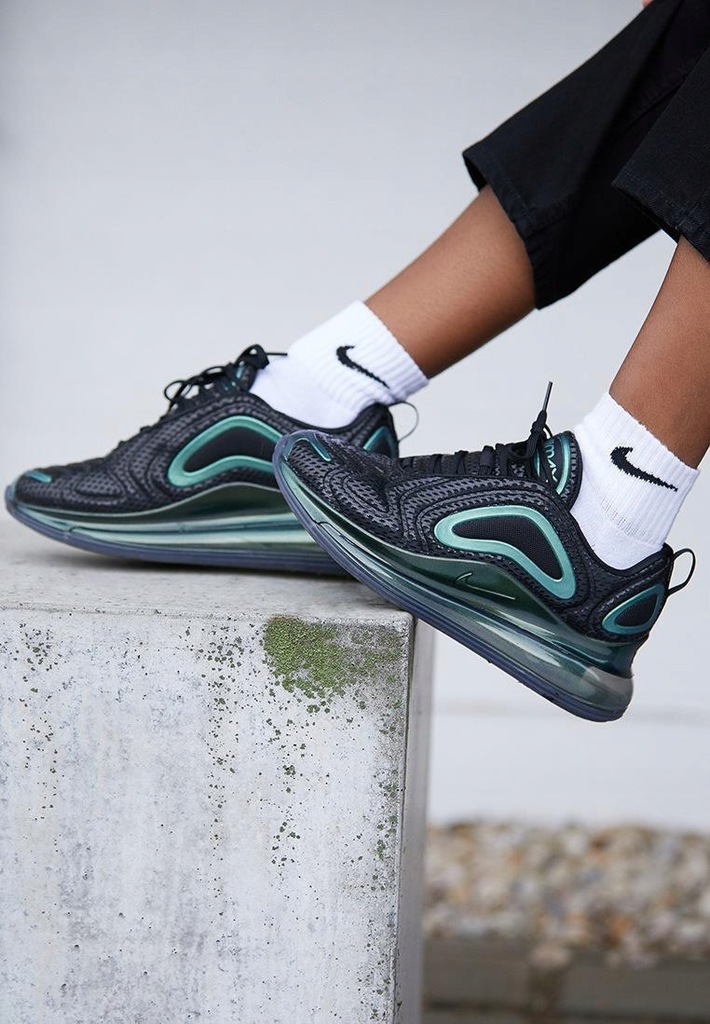 H8D205*NIKE AIR MAX 720 SNEAKERSY NISKIE 40 G01