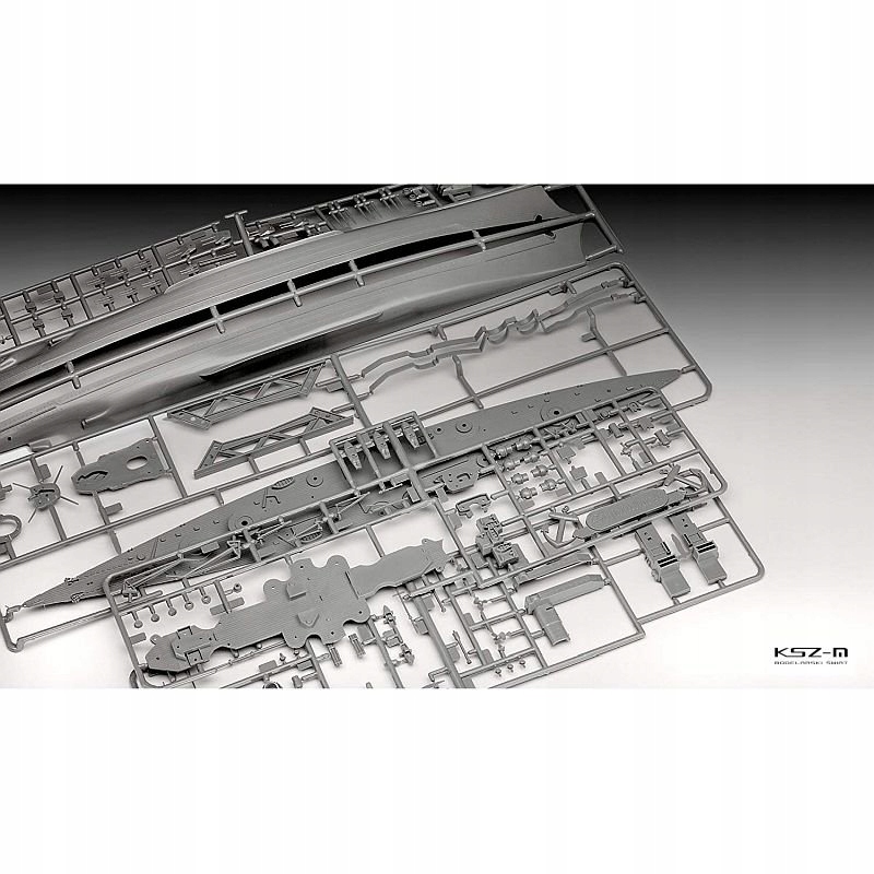 Купить REVELL 05037 - Линкор Шарнхорст 1/570: отзывы, фото, характеристики в интерне-магазине Aredi.ru