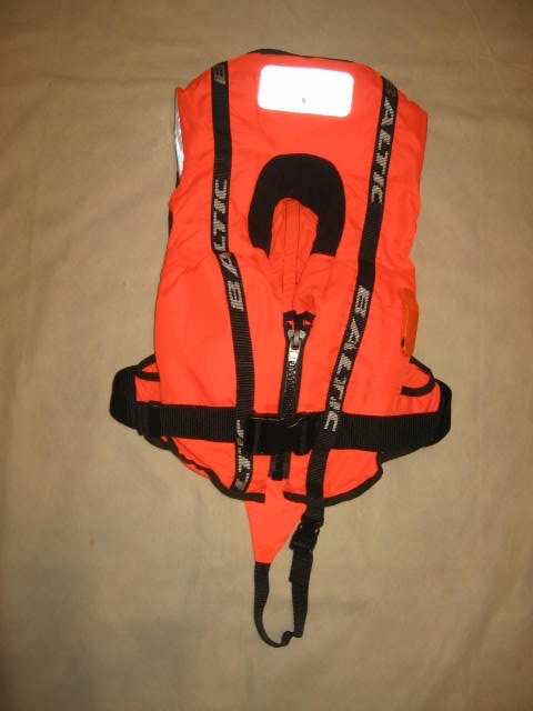 KAMIZELKA ASEKURACYJNA BALTIC 12KG